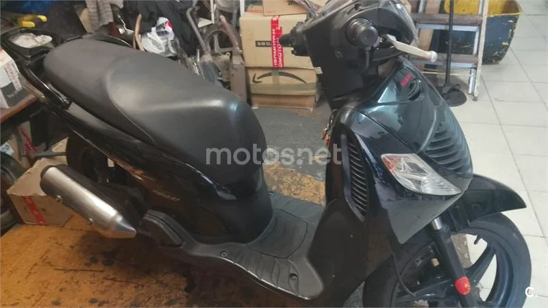 Honda @125 1200 € 2008 Barcelona - 2