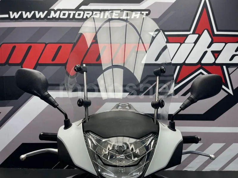 Honda SH125i - Vista 14