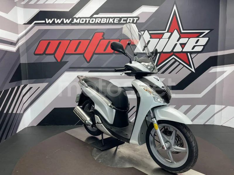 Honda SH125i - Vista 5