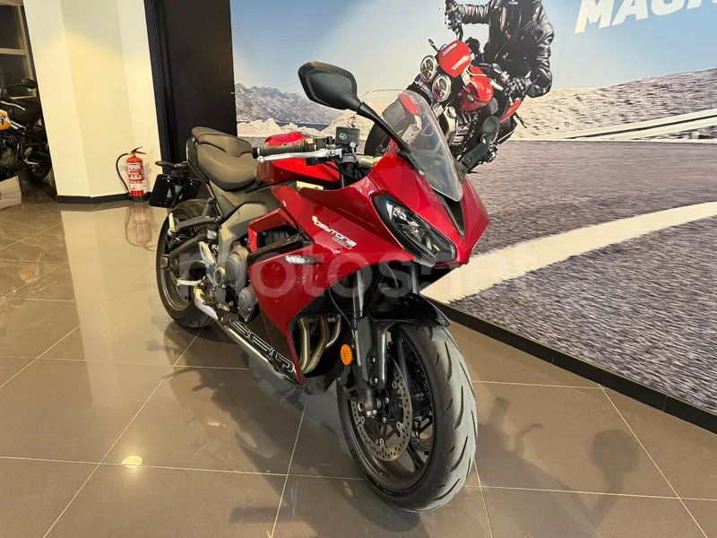 Triumph Daytona 660 8500 € 2025 Valencia - 1