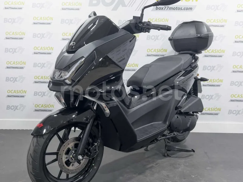 Kymco Sky Town 125 - Vista 4