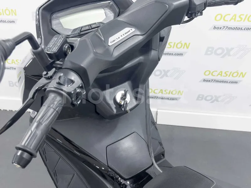 Kymco Sky Town 125 - Vista 9