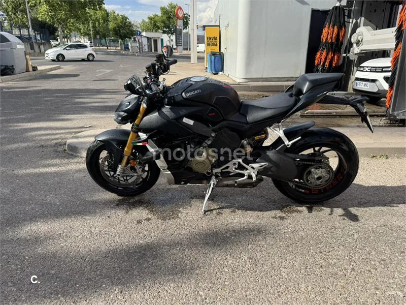 Ducati Streetfighter V4 - Vista 6
