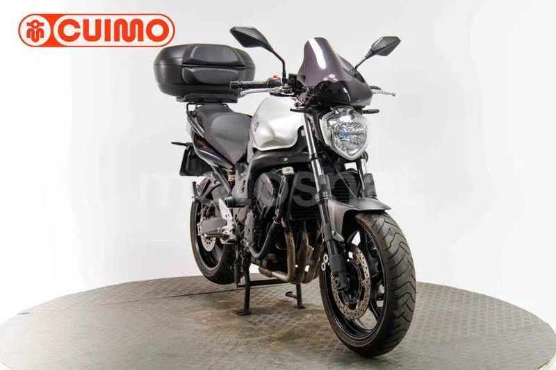 Yamaha FZ6 3799 € 2013 Madrid - 1