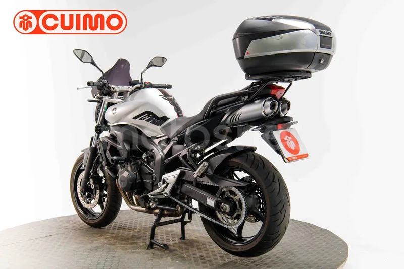 Yamaha FZ6 - Vista 6