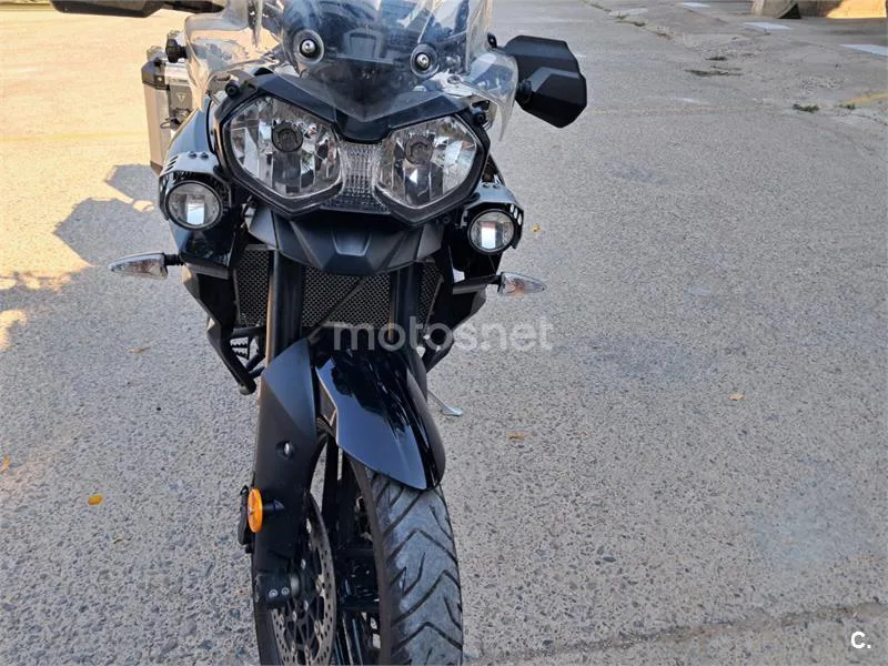 Triumph Tiger 800 XR - Vista 3