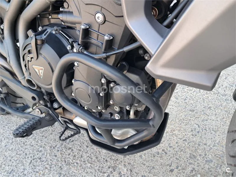 Triumph Tiger 800 XR - Vista 7