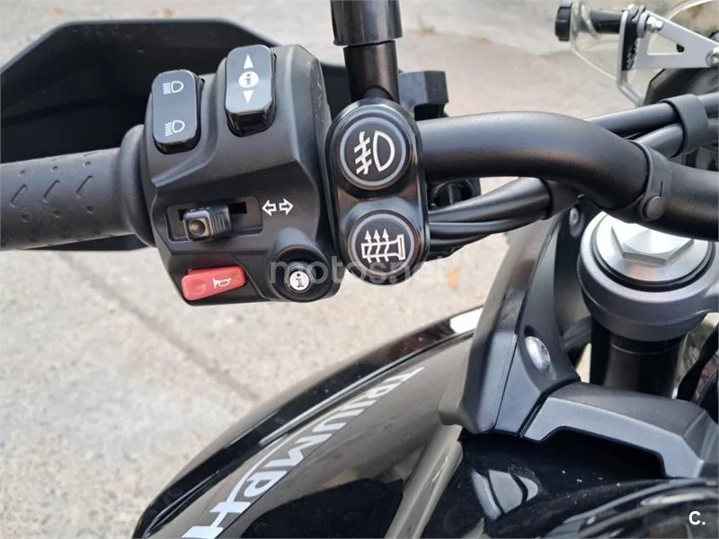 Triumph Tiger 800 XR - Vista 8