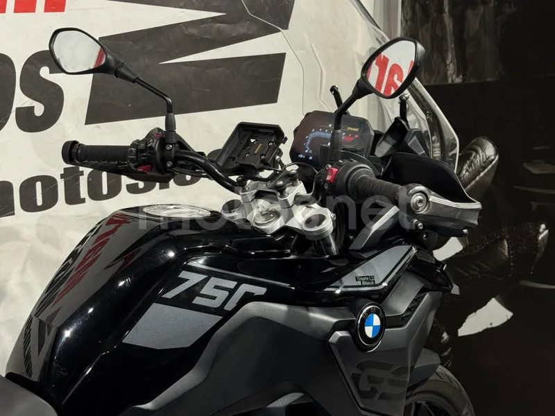 BMW F 750 GS - Vista 11