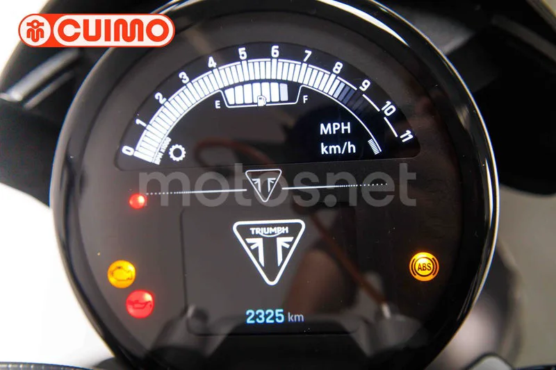 Triumph Trident 660 - Vista 26