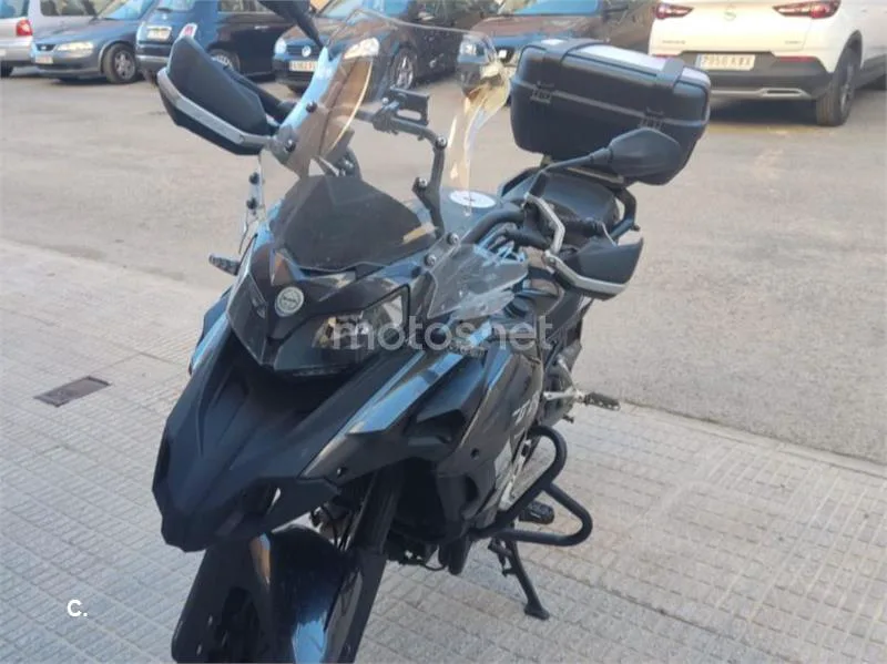 Benelli TRK 502 - Vista 5