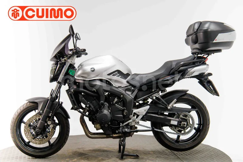 Yamaha FZ6 - Vista 8