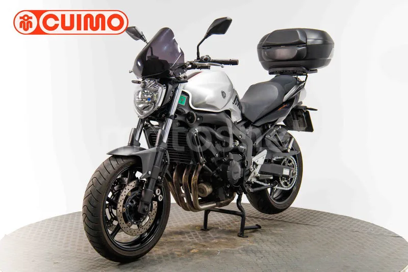 Yamaha FZ6 - Vista 9