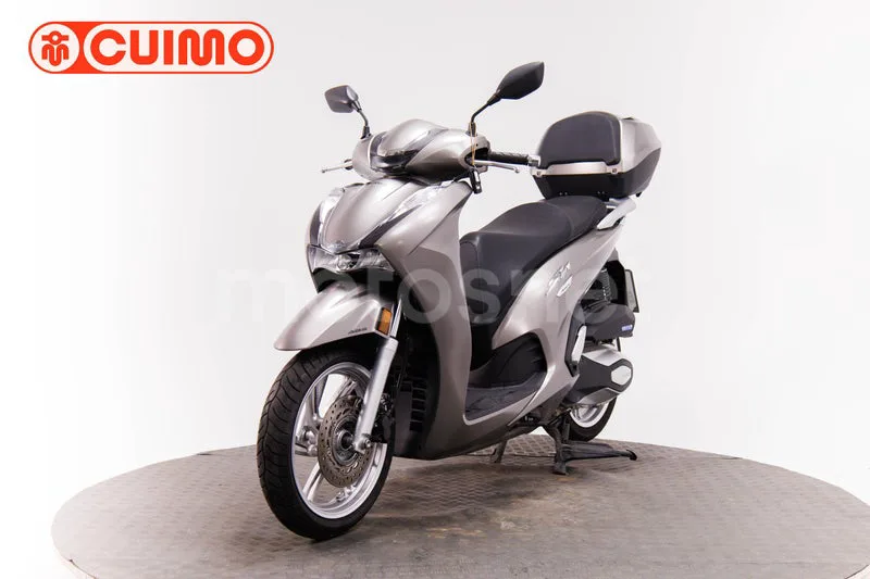 Honda SH350i - Vista 9