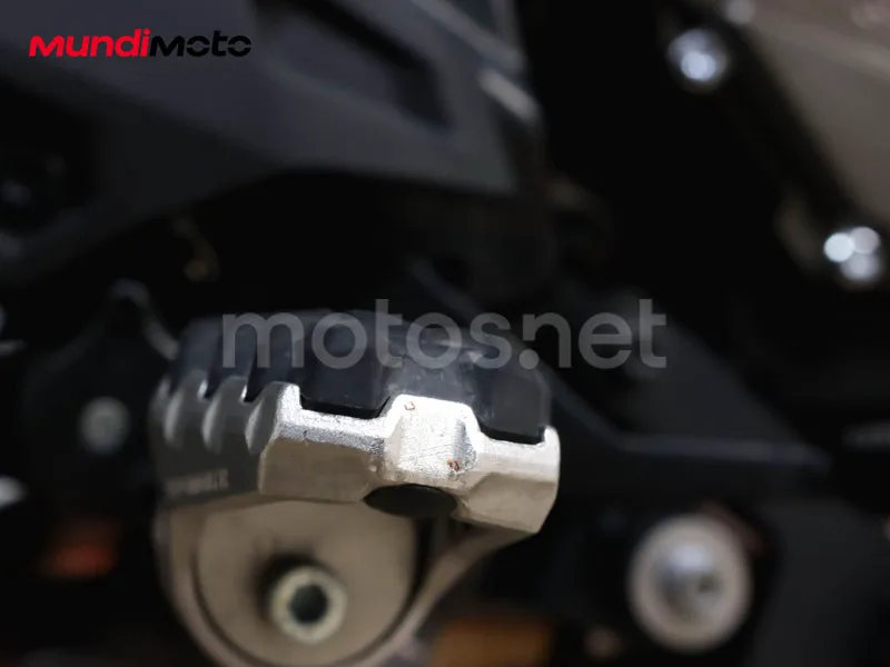 Suzuki V-Strom 800 - Vista 36