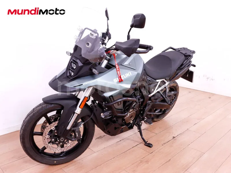 Suzuki V-Strom 800 - Vista 7