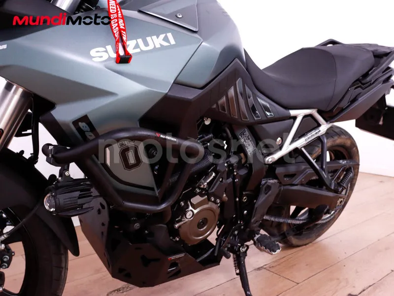 Suzuki V-Strom 800 - Vista 10