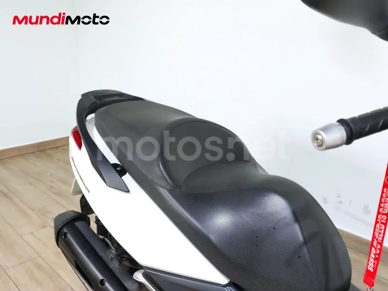 Kymco Super Dink 125 - Vista 52