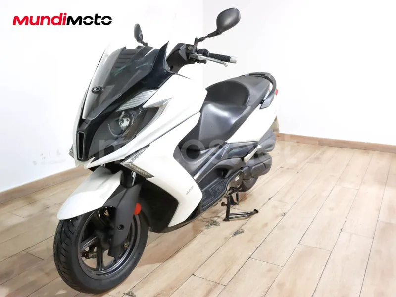 Kymco Super Dink 125 - Vista 7