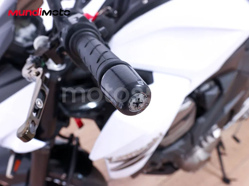 Kawasaki Z800 - Vista 33