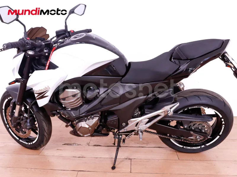 Kawasaki Z800 - Vista 6