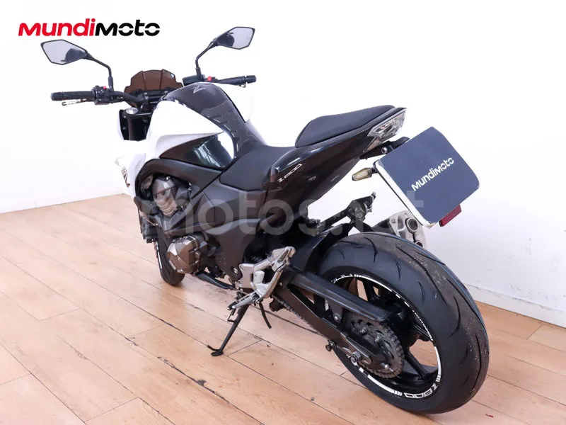 Kawasaki Z800 - Vista 8
