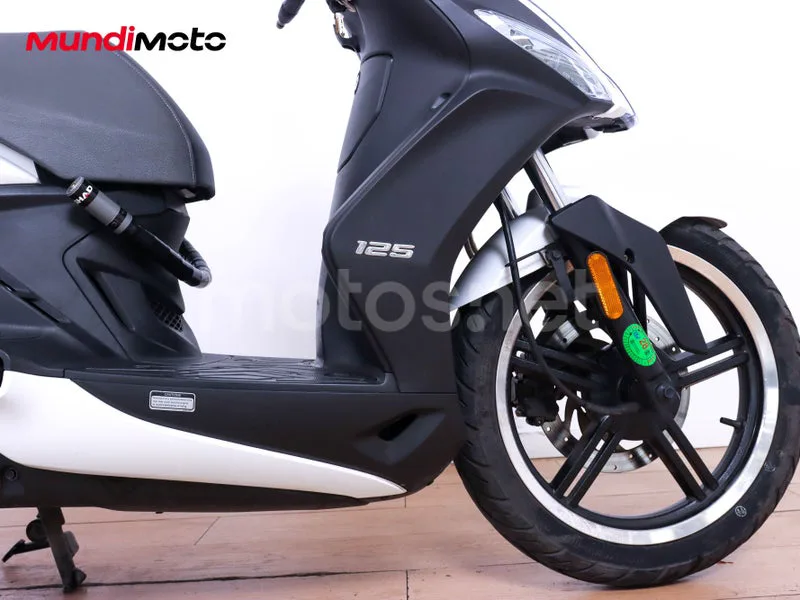 Kawasaki Z800 - Vista 71