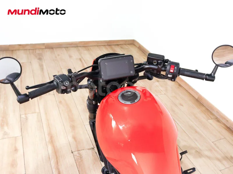 Honda Rebel 1100 - Vista 11
