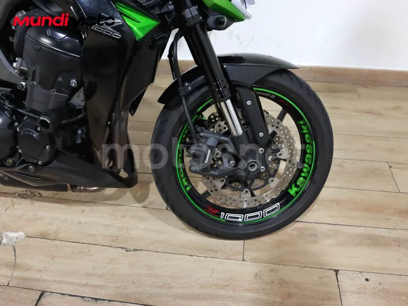 Kawasaki Z1000 - Vista 37
