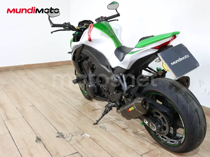 Kawasaki Z1000 - Vista 8