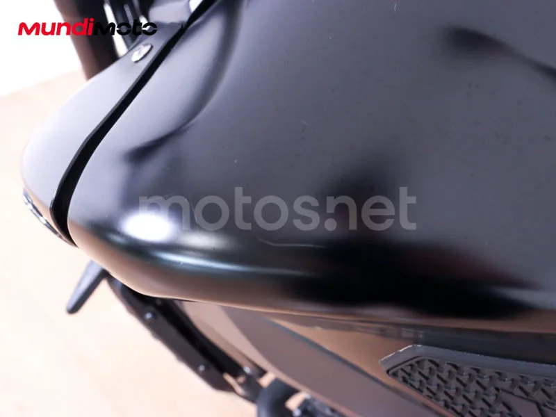 Yamaha MT-09 - Vista 18