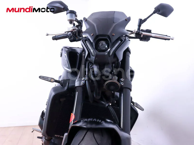 Yamaha MT-09 - Vista 5
