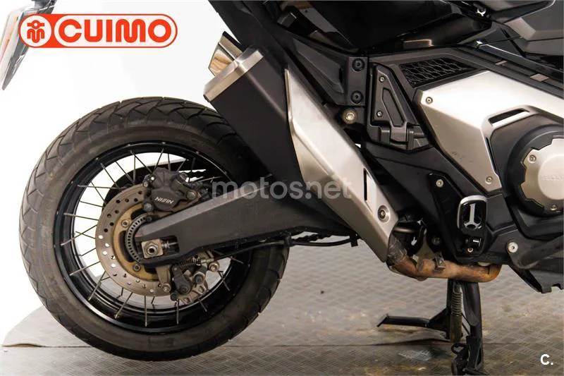Honda X-ADV - Vista 15