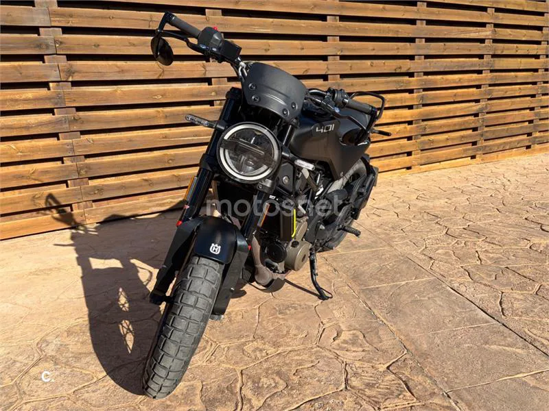 Husqvarna Svartpilen 401 3099 € 2022 Illes Balears - 2