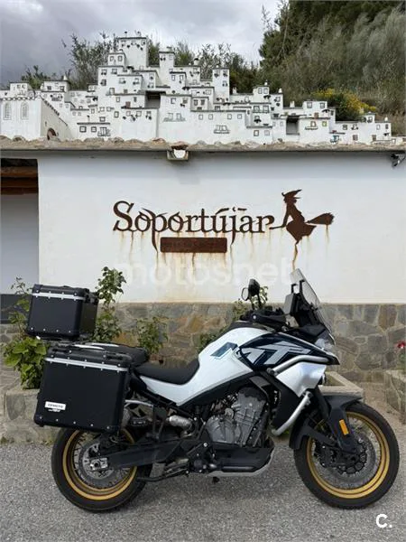 CFMOTO 800MT - Vista 12