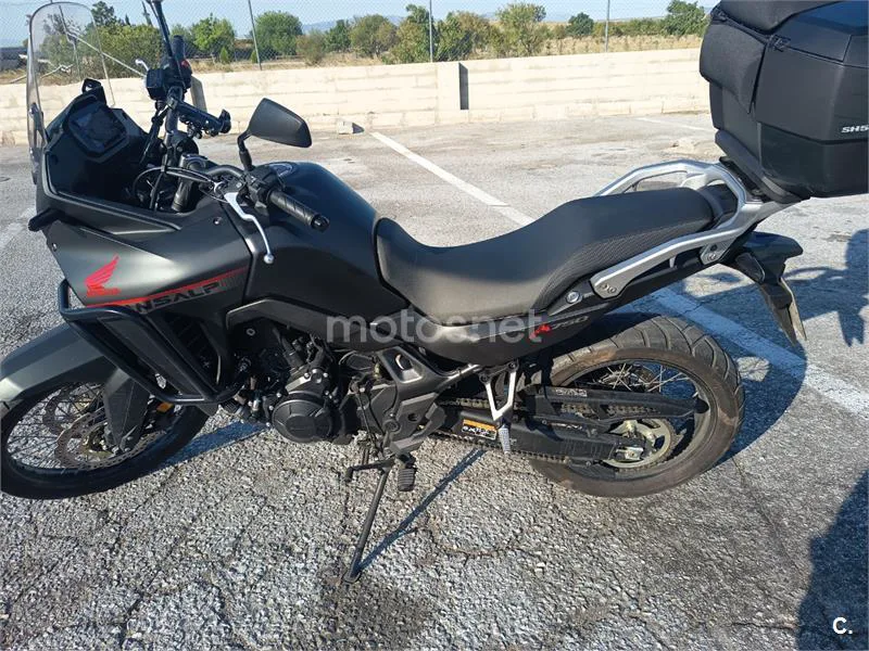 Honda XL750 Transalp - Vista 3