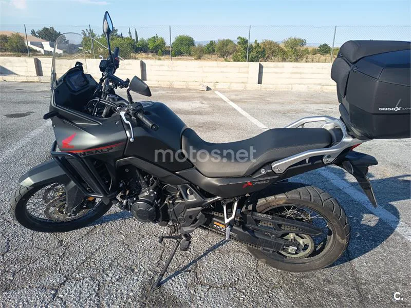 Honda XL750 Transalp - Vista 8