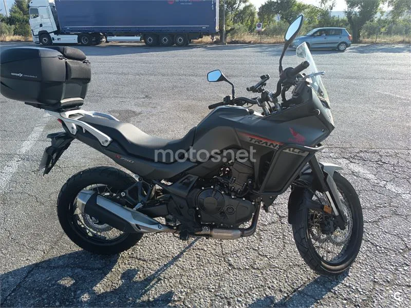 Honda XL750 Transalp - Vista 9