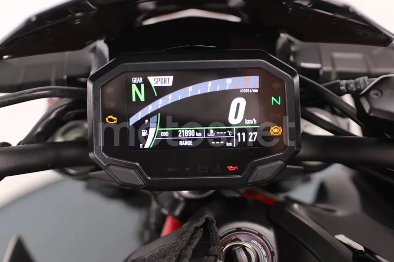 Kawasaki Z900 - Vista 6