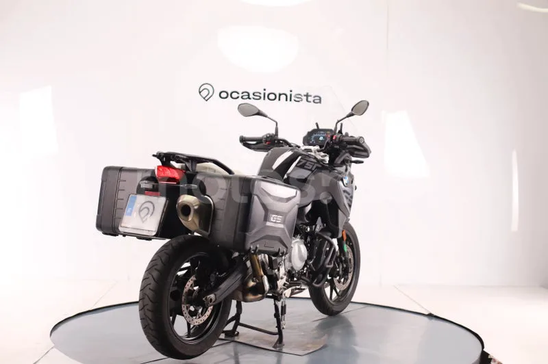 BMW F 750 GS - Vista 3
