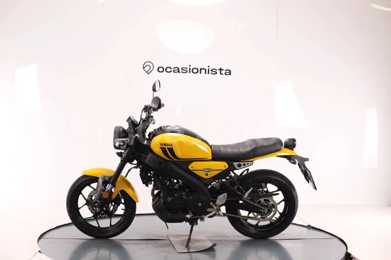 Yamaha XSR125 - Vista 5
