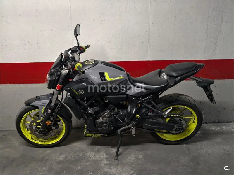 Yamaha MT-07 - Vista 6