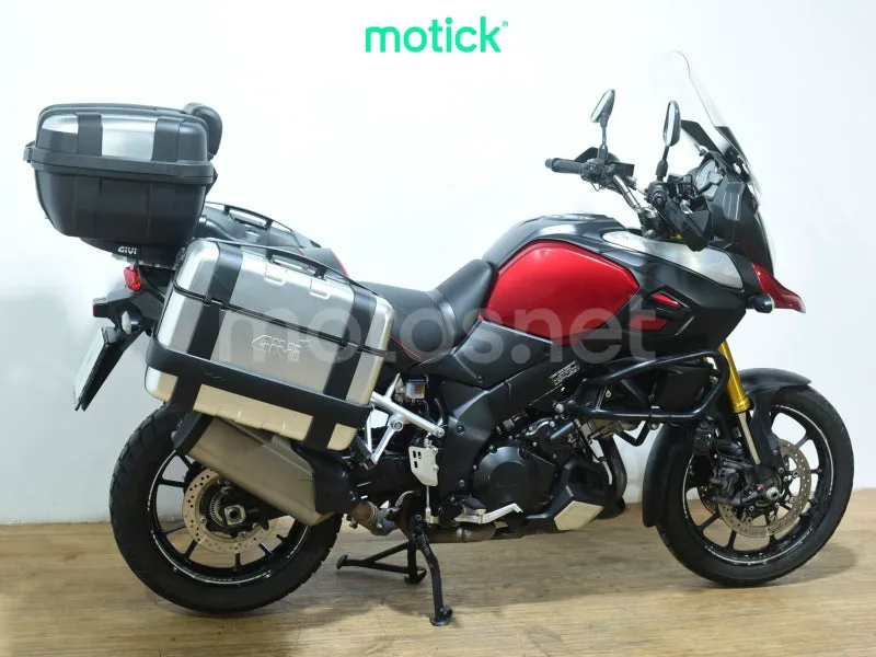 Suzuki V-Strom 1000 - Vista 10