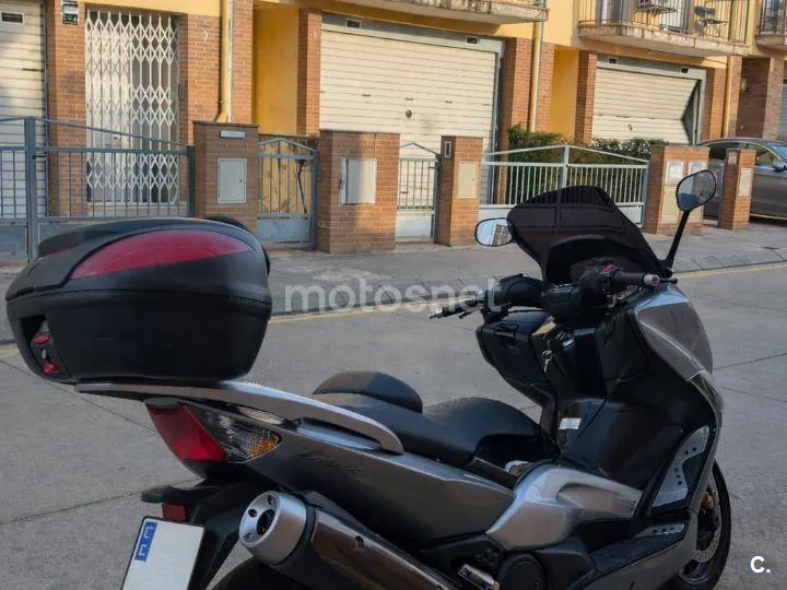 Yamaha TMAX 500 - Vista 3