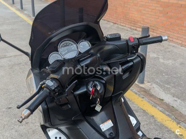 Yamaha TMAX 500 - Vista 4