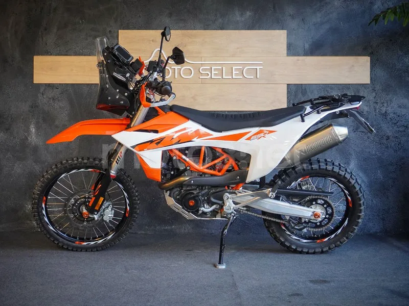 KTM 690 Enduro R - Vista 17