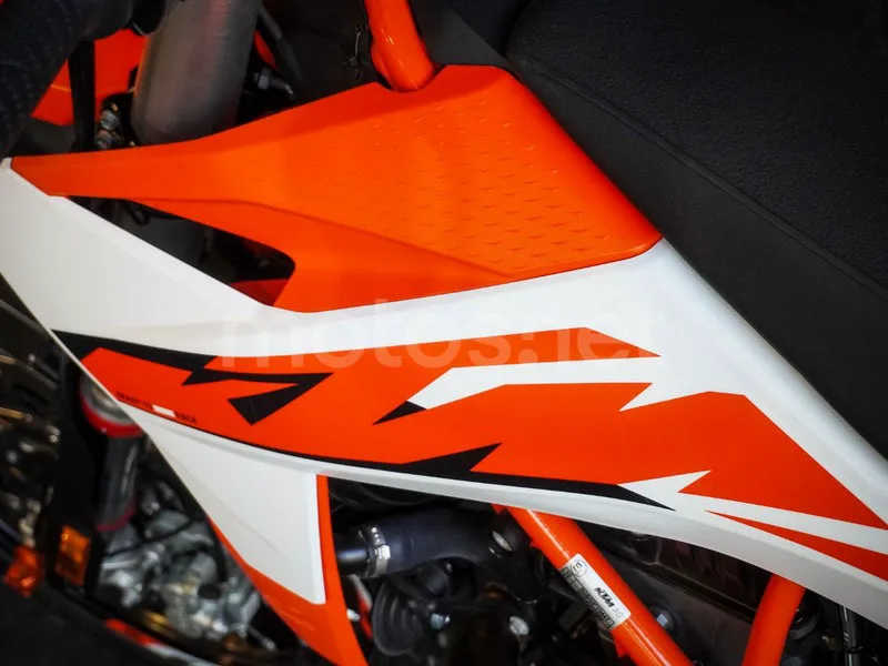 KTM 690 Enduro R - Vista 20