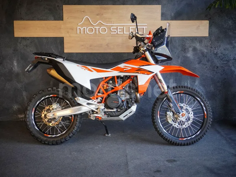 KTM 690 Enduro R - Vista 3