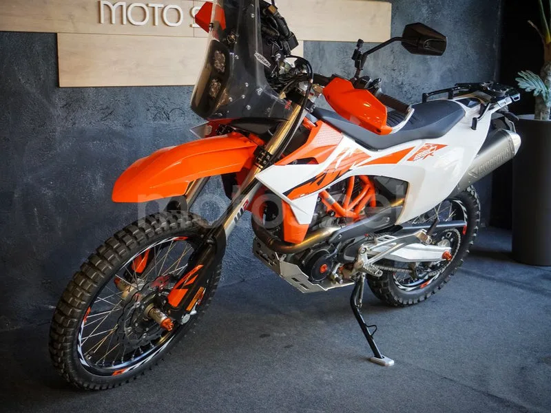 KTM 690 Enduro R - Vista 23