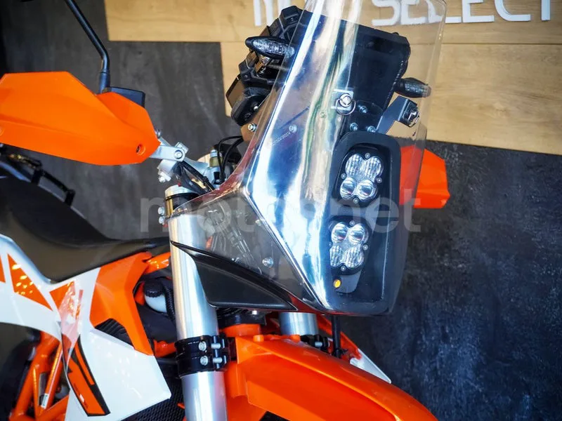 KTM 690 Enduro R - Vista 9